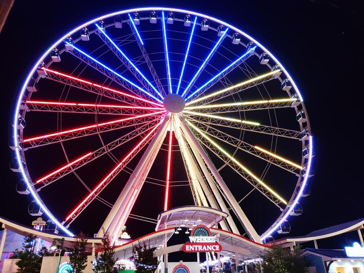 Whispering Winds, Hot Tub, Game Room, Wifi, 1089 Free Tickets Each Paid Day, Dollywood And More Gatlinburg Eksteriør bilde