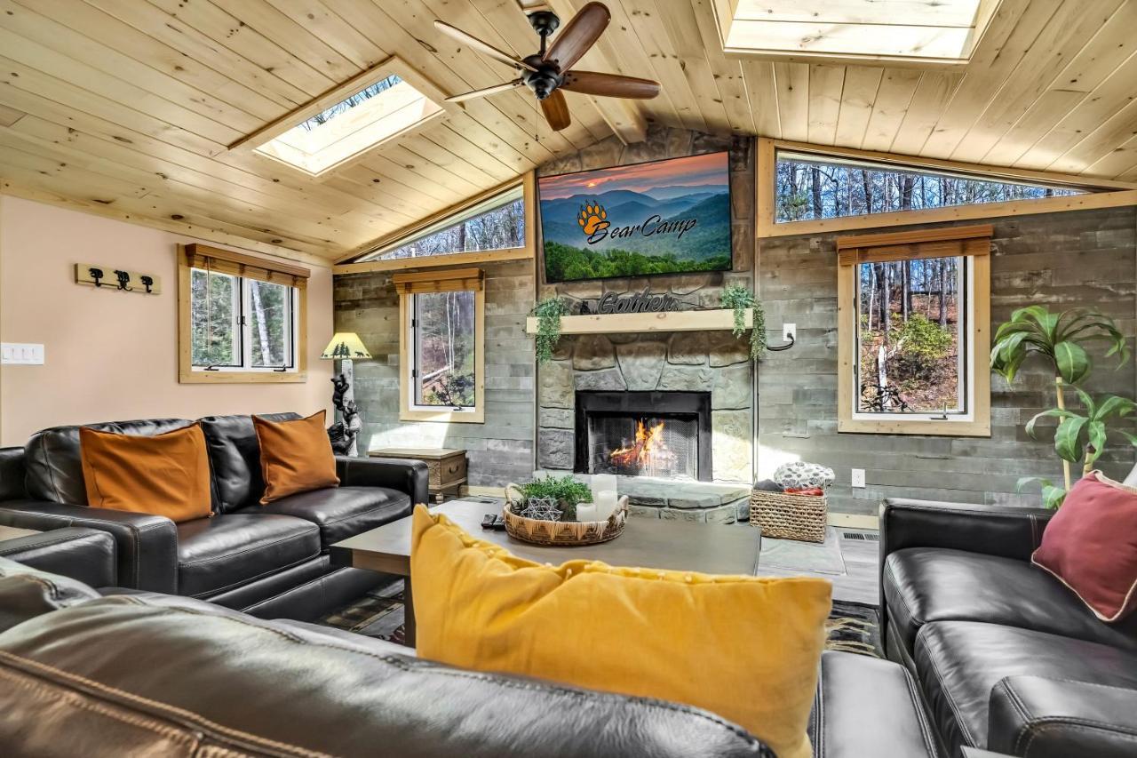 Whispering Winds, Hot Tub, Game Room, Wifi, 1089 Free Tickets Each Paid Day, Dollywood And More Gatlinburg Eksteriør bilde
