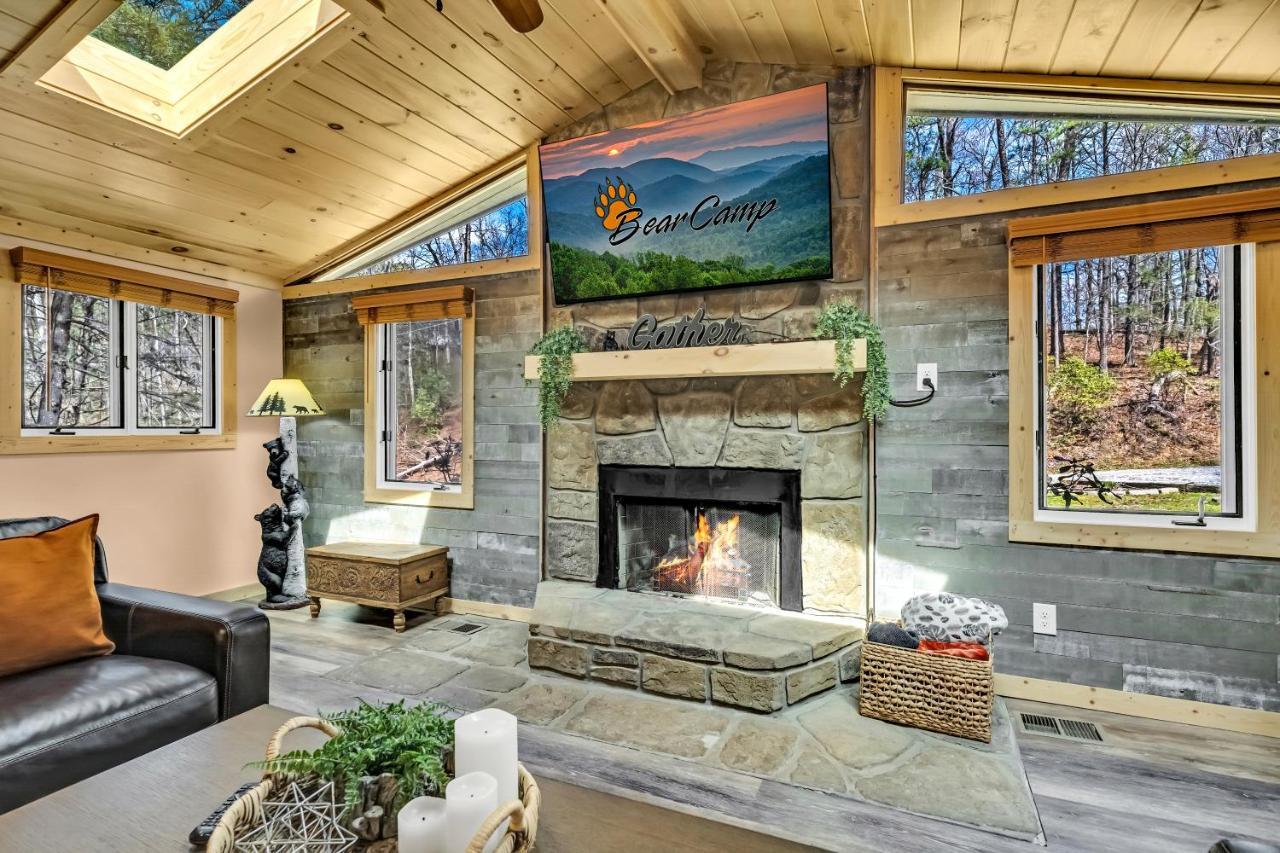 Whispering Winds, Hot Tub, Game Room, Wifi, 1089 Free Tickets Each Paid Day, Dollywood And More Gatlinburg Eksteriør bilde