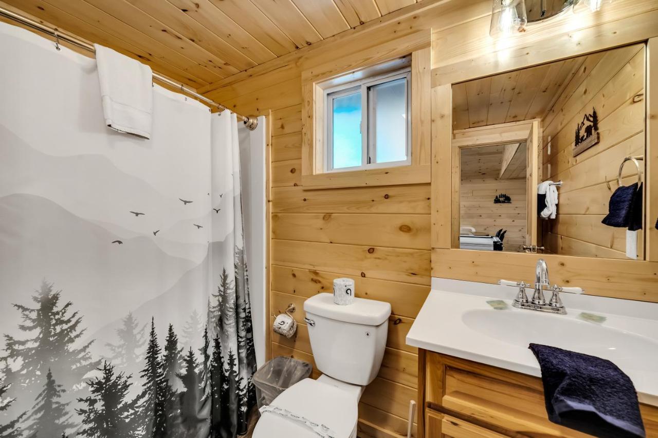 Whispering Winds, Hot Tub, Game Room, Wifi, 1089 Free Tickets Each Paid Day, Dollywood And More Gatlinburg Eksteriør bilde