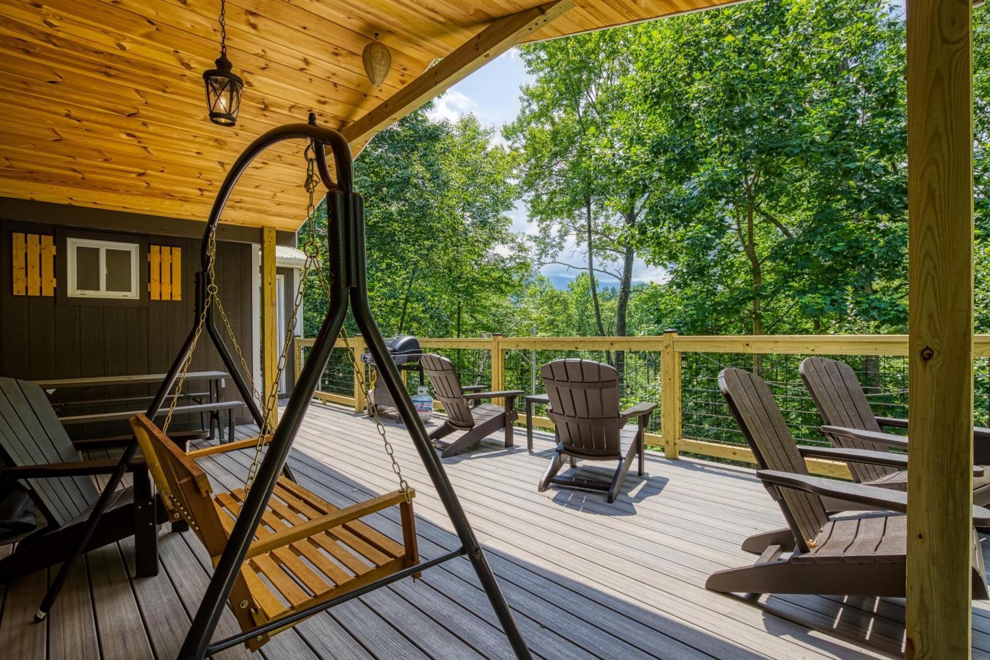 Whispering Winds, Hot Tub, Game Room, Wifi, 1089 Free Tickets Each Paid Day, Dollywood And More Gatlinburg Eksteriør bilde